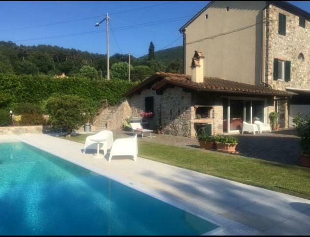 Willa Casa Pietra Del Sole Lukka Zewnętrze zdjęcie