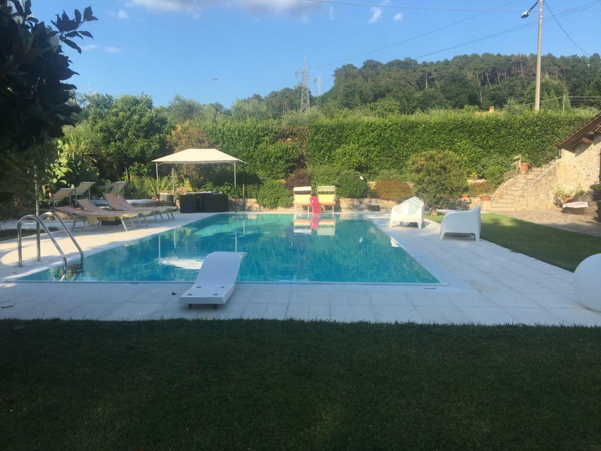 Willa Casa Pietra Del Sole Lukka Zewnętrze zdjęcie